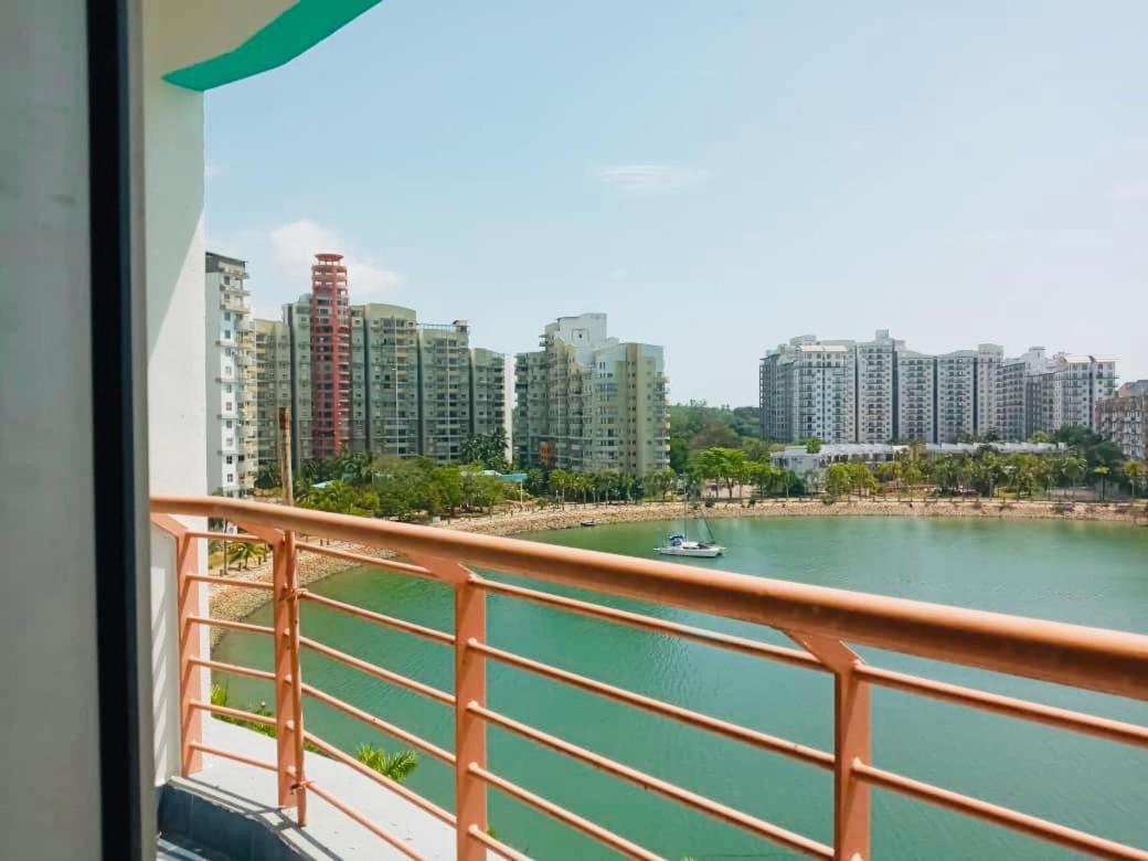 Pd Lagoon Resort Петалинг Джая Екстериор снимка